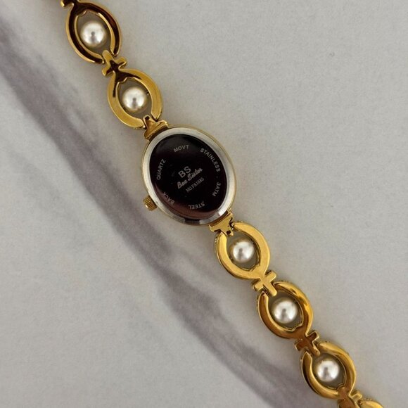 Sku:0312 cute vintage vibe gold mini watch bracelet with white pearls + gift bag main image 4